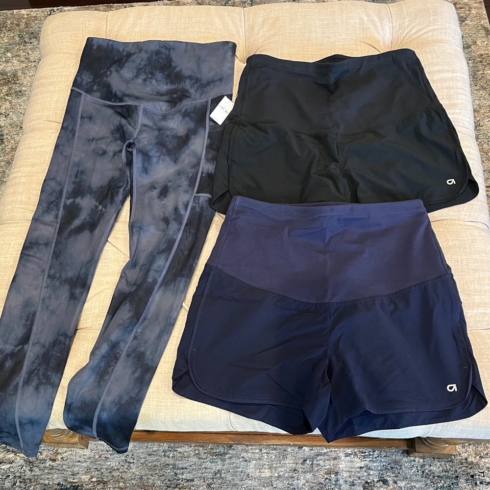 XS Gap maternity leggings and shorts NWT